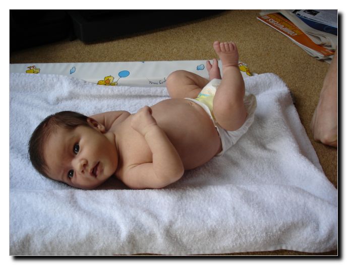 Week 4 - Newborn Pampers babe 