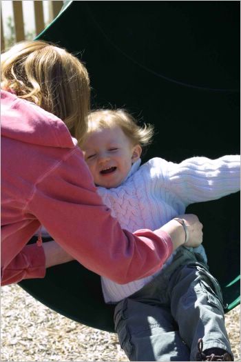 Catch me Mommy!