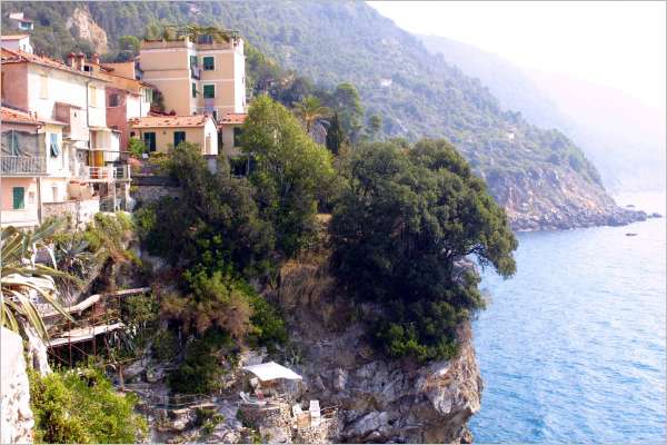 Cliff top living.
