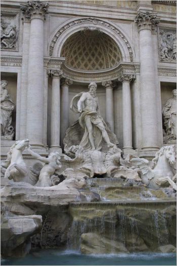 Trevi Fountain. 