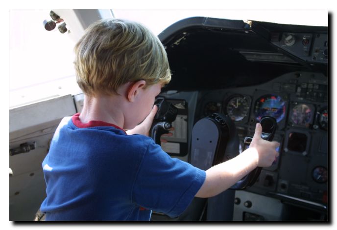 Pilot Gavin takes off at the Aeronautical Museum