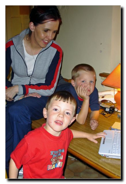 Lots of Gavin and Rylie photos to look at on the laptop 